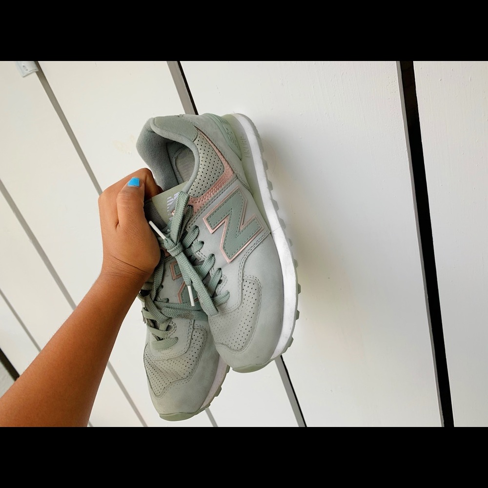 new balance 574 army green and rose gold shoes!